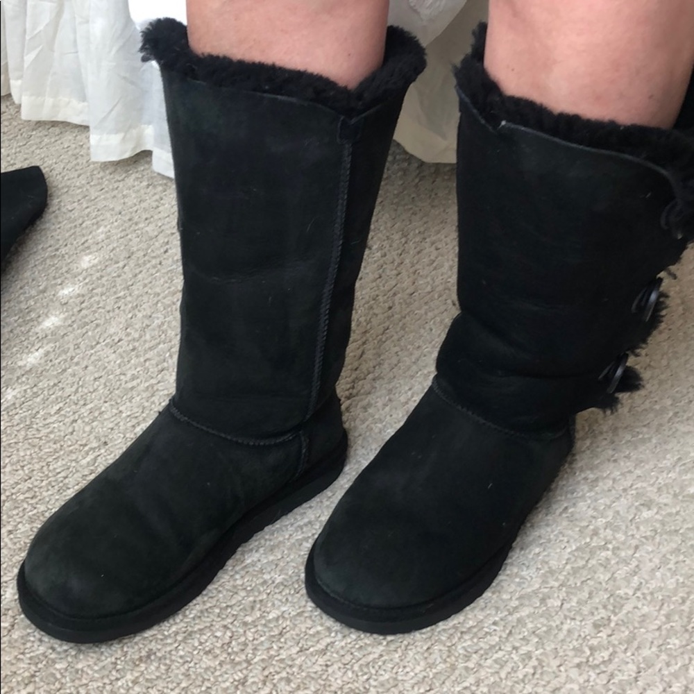 black three button ugg boots
